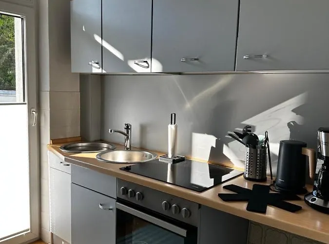 Grosszuegige 3-zimmer Altbauwohnung Appartamento